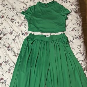 SHEIN Green Wide Leg Jumpsuit with Flowing Fabric